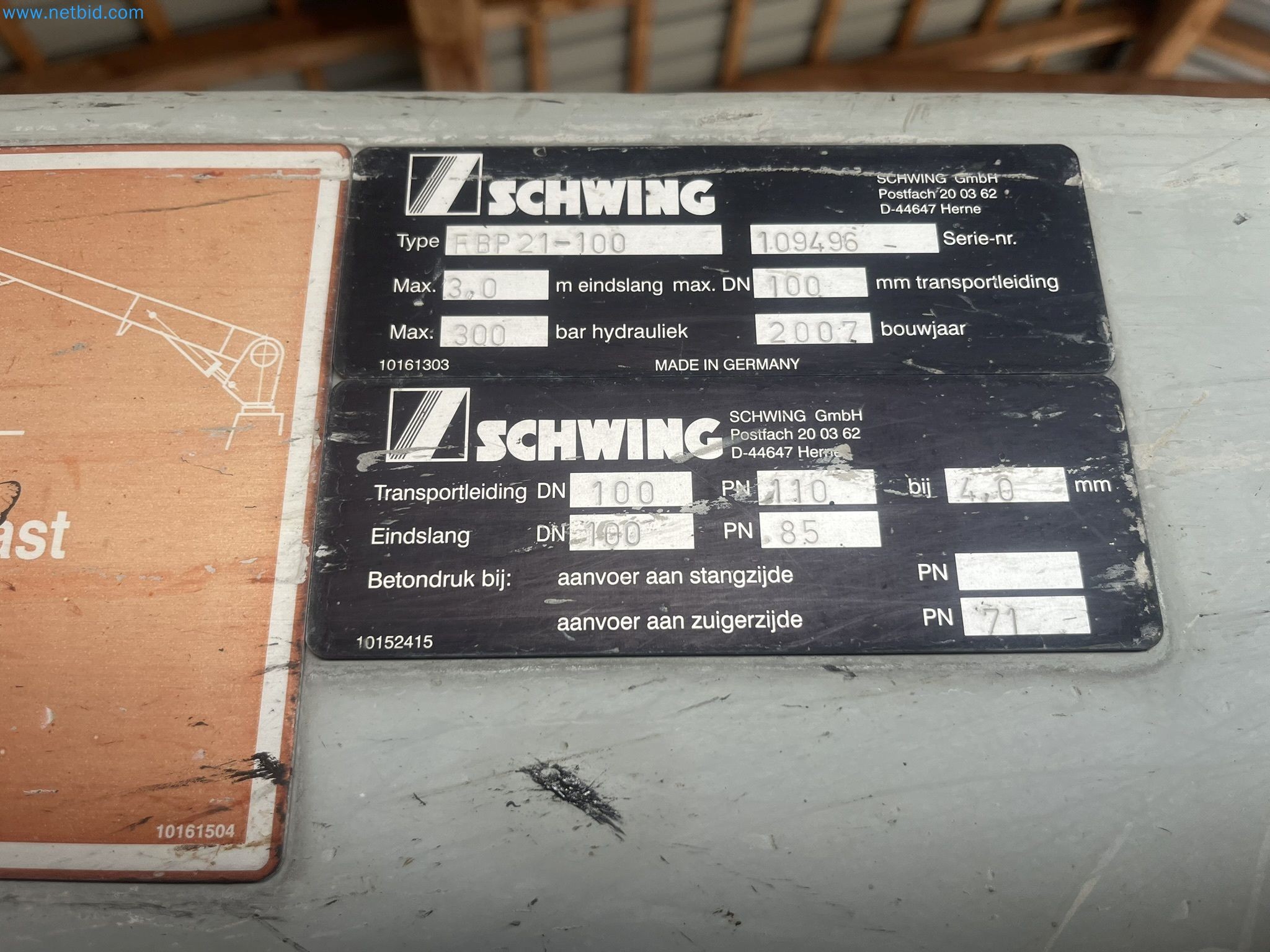 Mešalnik betona s črpalko-12