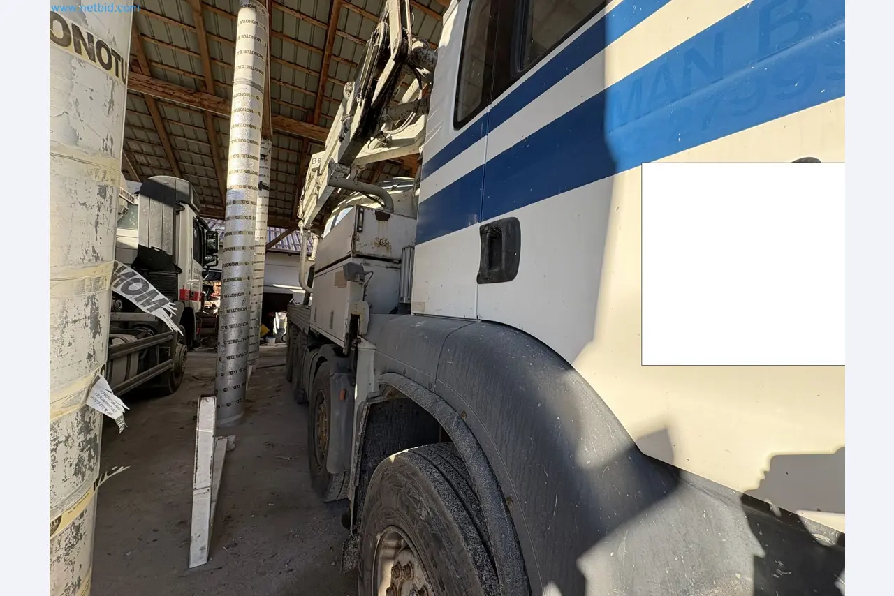 Mešalnik betona s črpalko-17