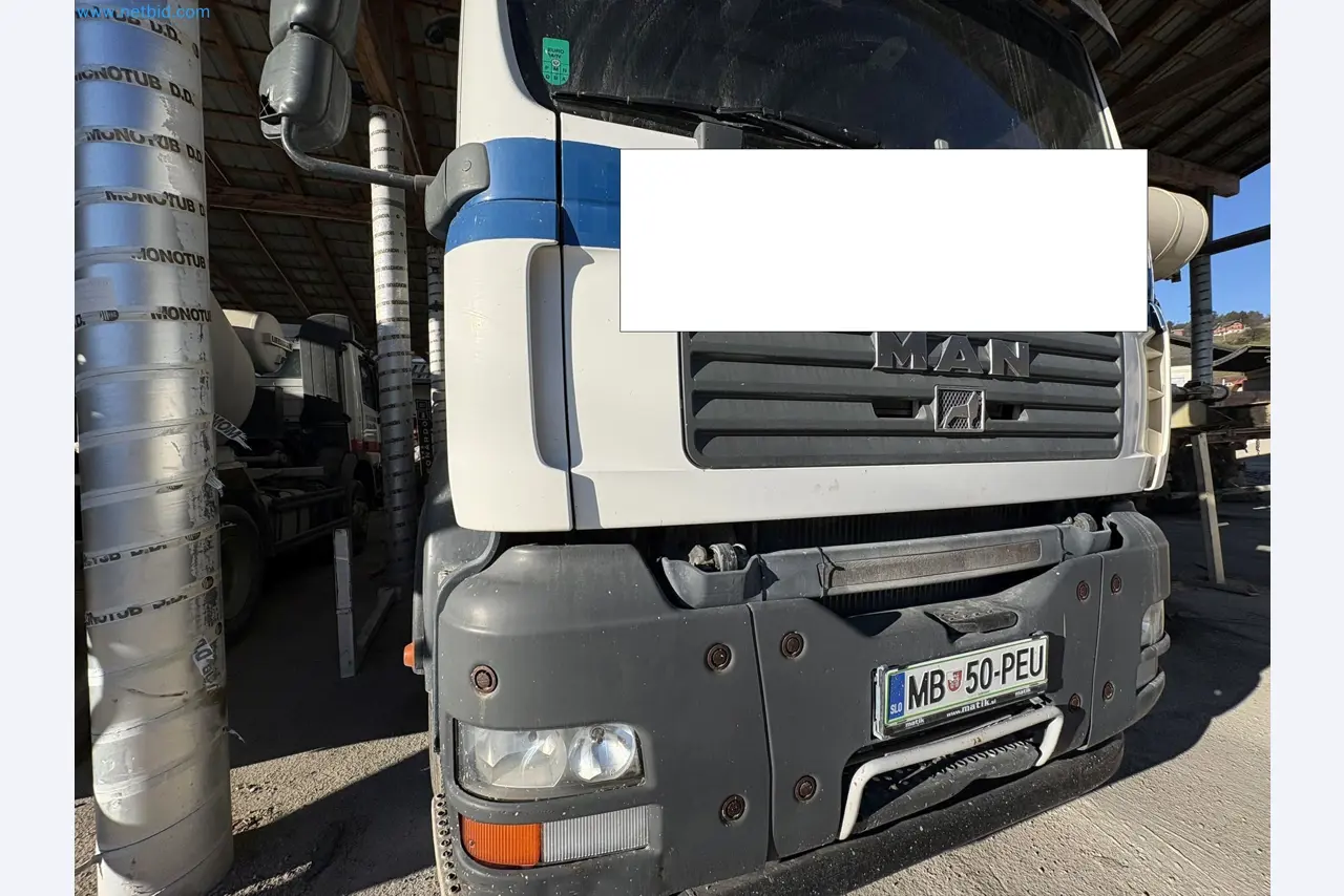 Mešalnik betona s črpalko-18