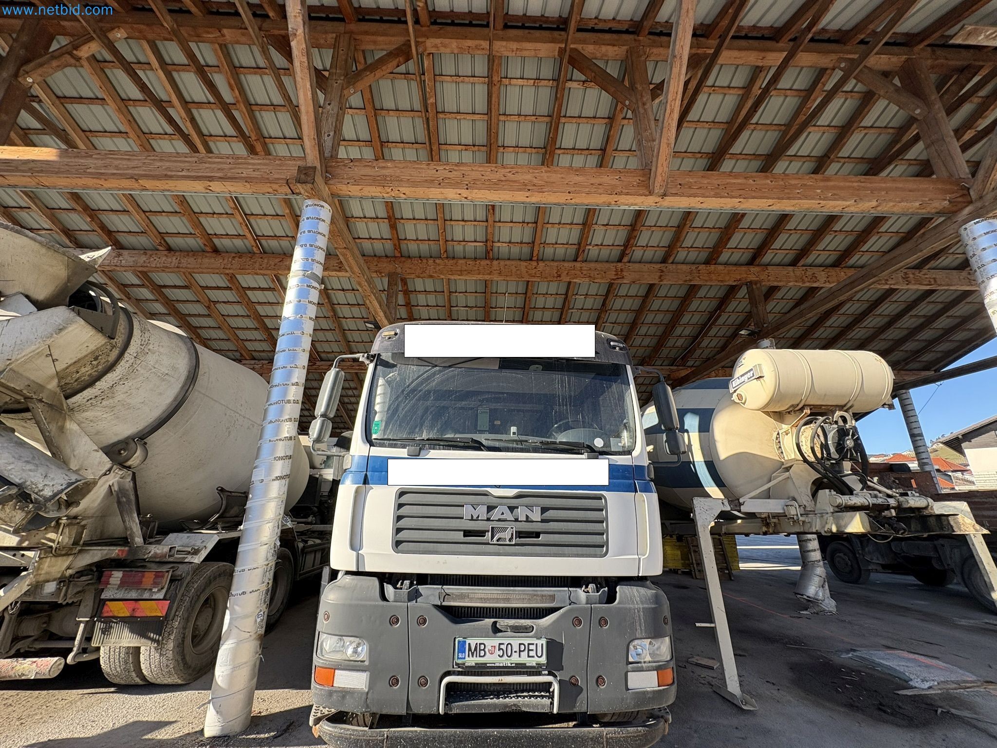 Mešalnik betona s črpalko-19