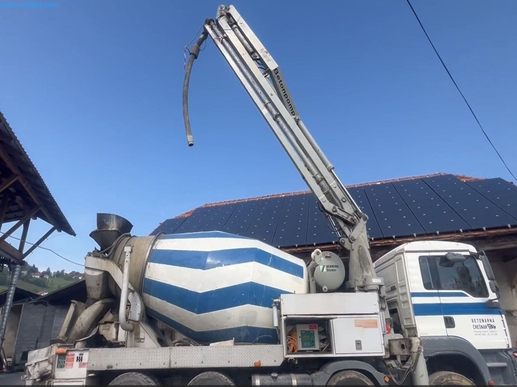 Mešalnik betona s črpalko-1