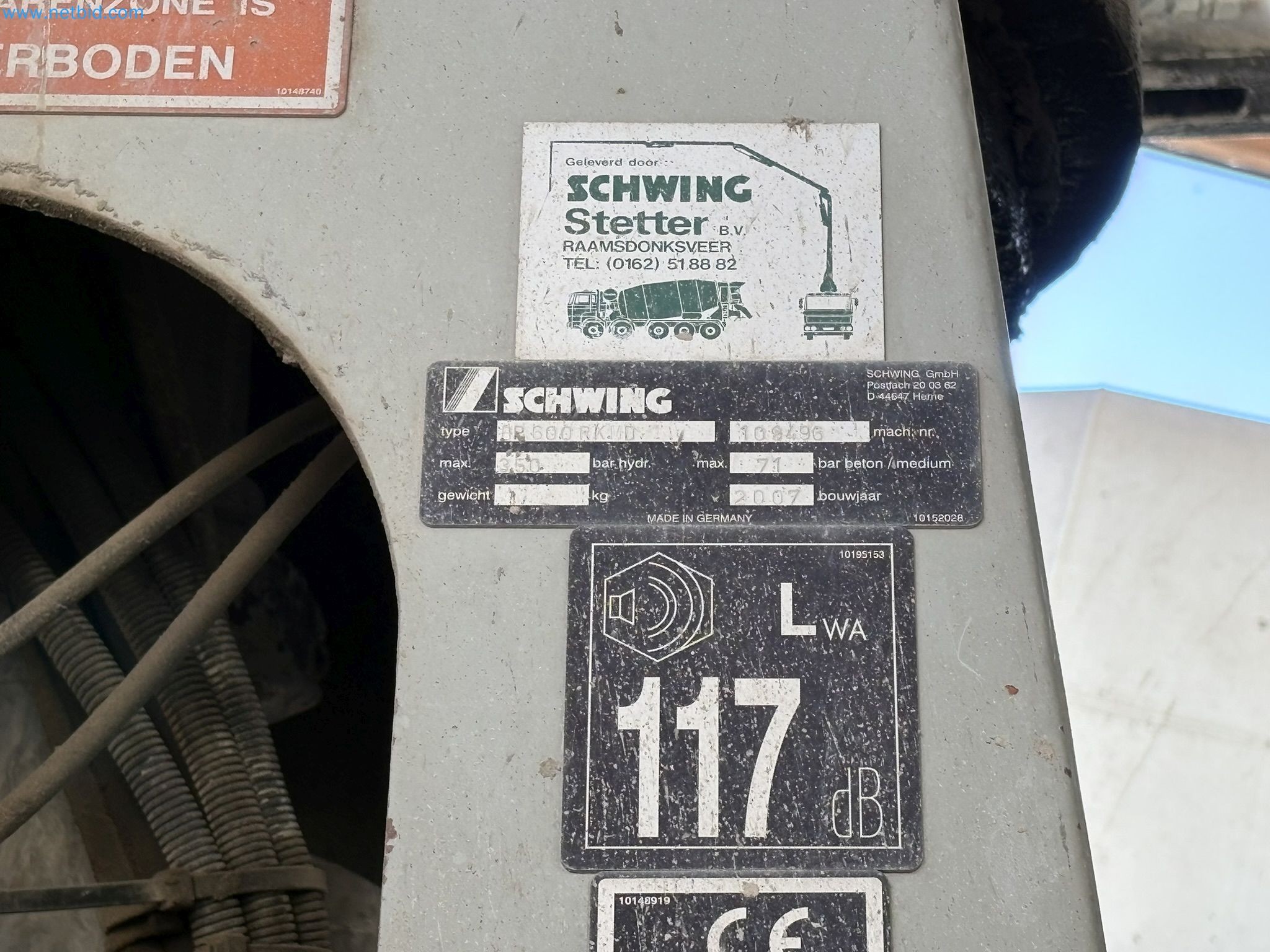 Mešalnik betona s črpalko-23