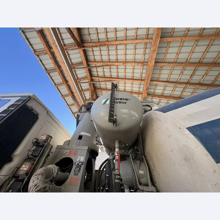 Mešalnik betona s črpalko-27