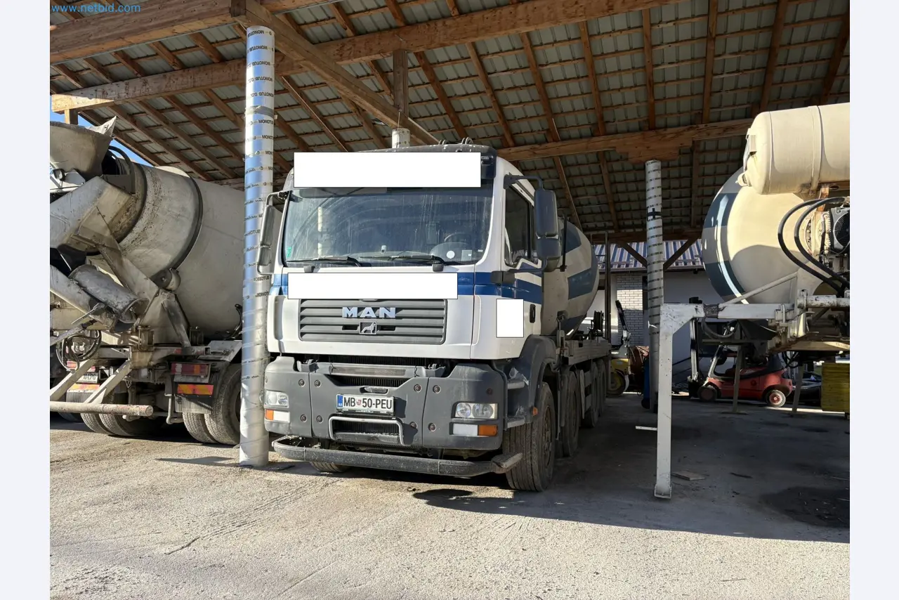 Mešalnik betona s črpalko-2