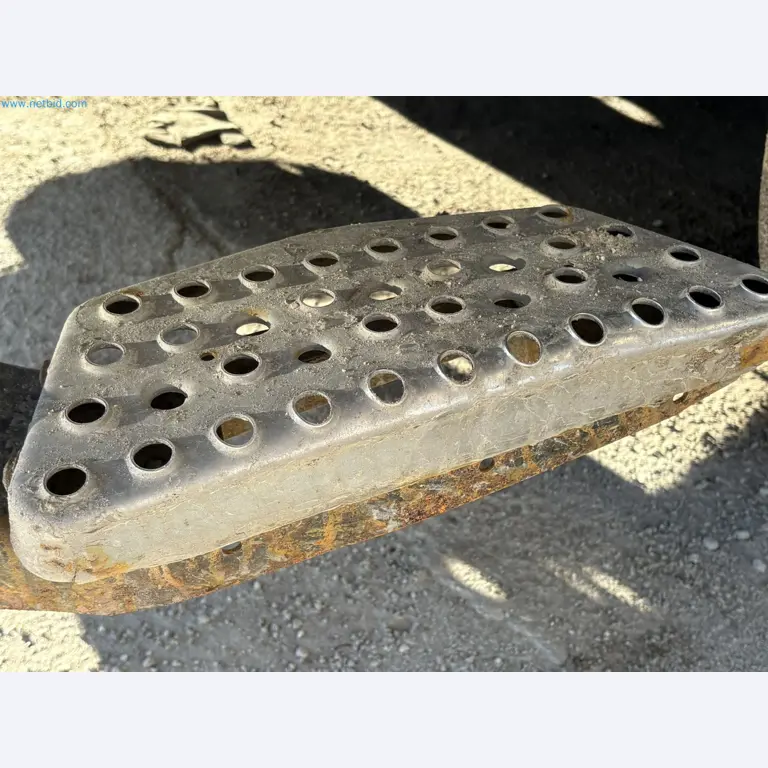 Mešalnik betona s črpalko-33