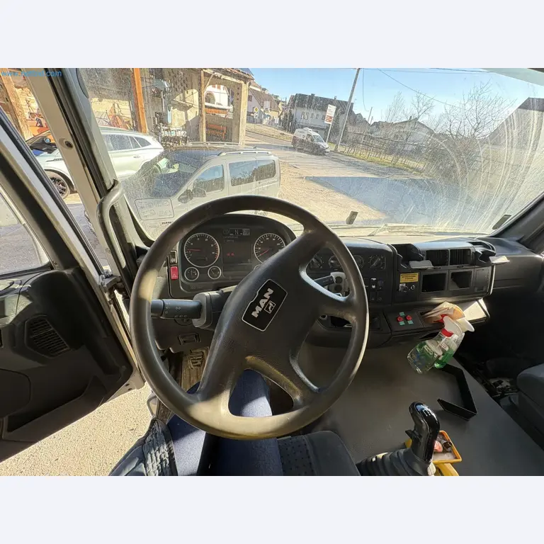 Mešalnik betona s črpalko-38