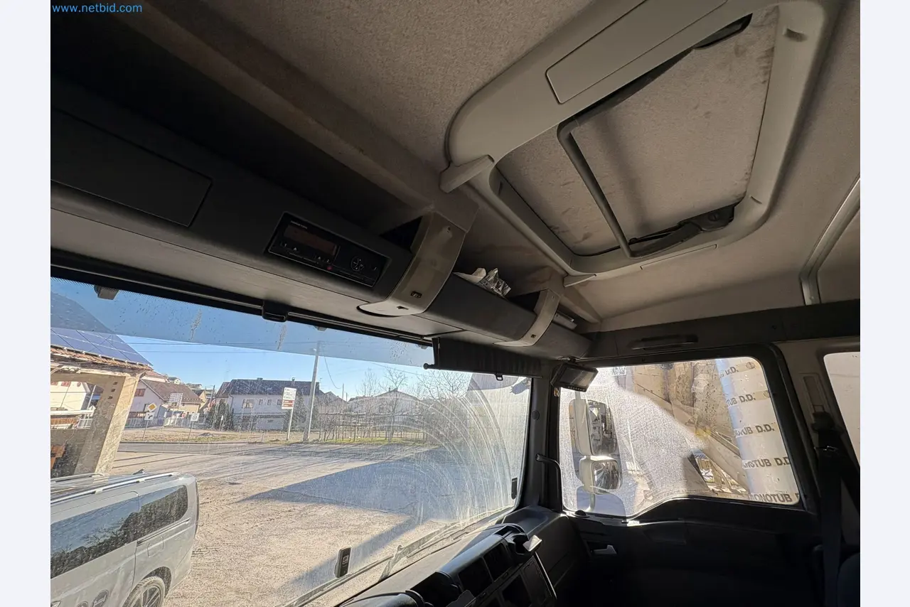 Mešalnik betona s črpalko-39