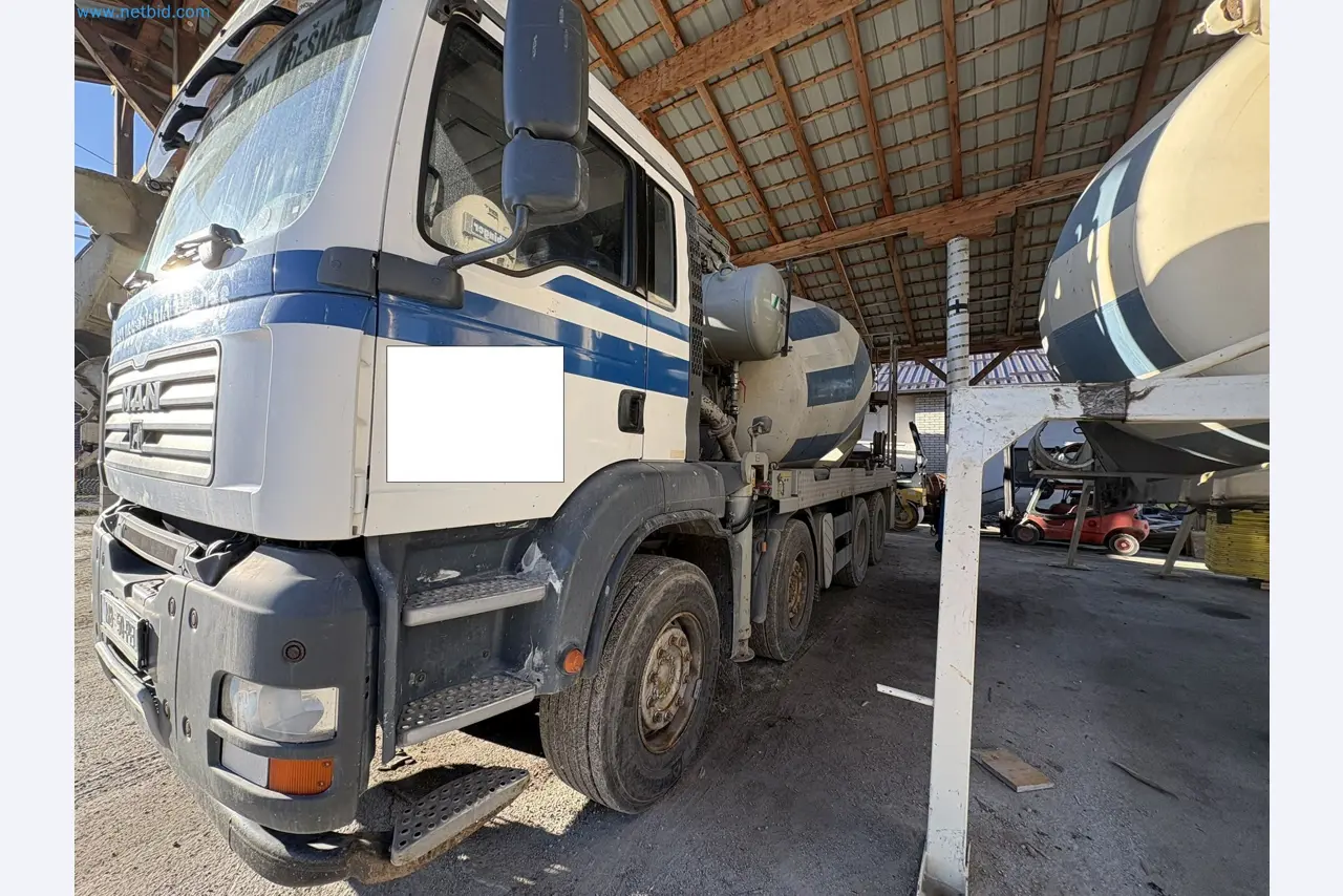 Mešalnik betona s črpalko-3