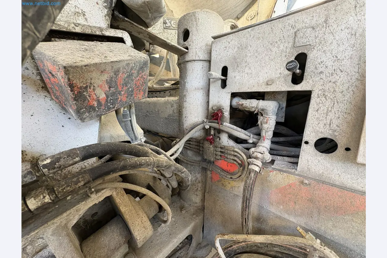 Mešalnik betona s črpalko-57