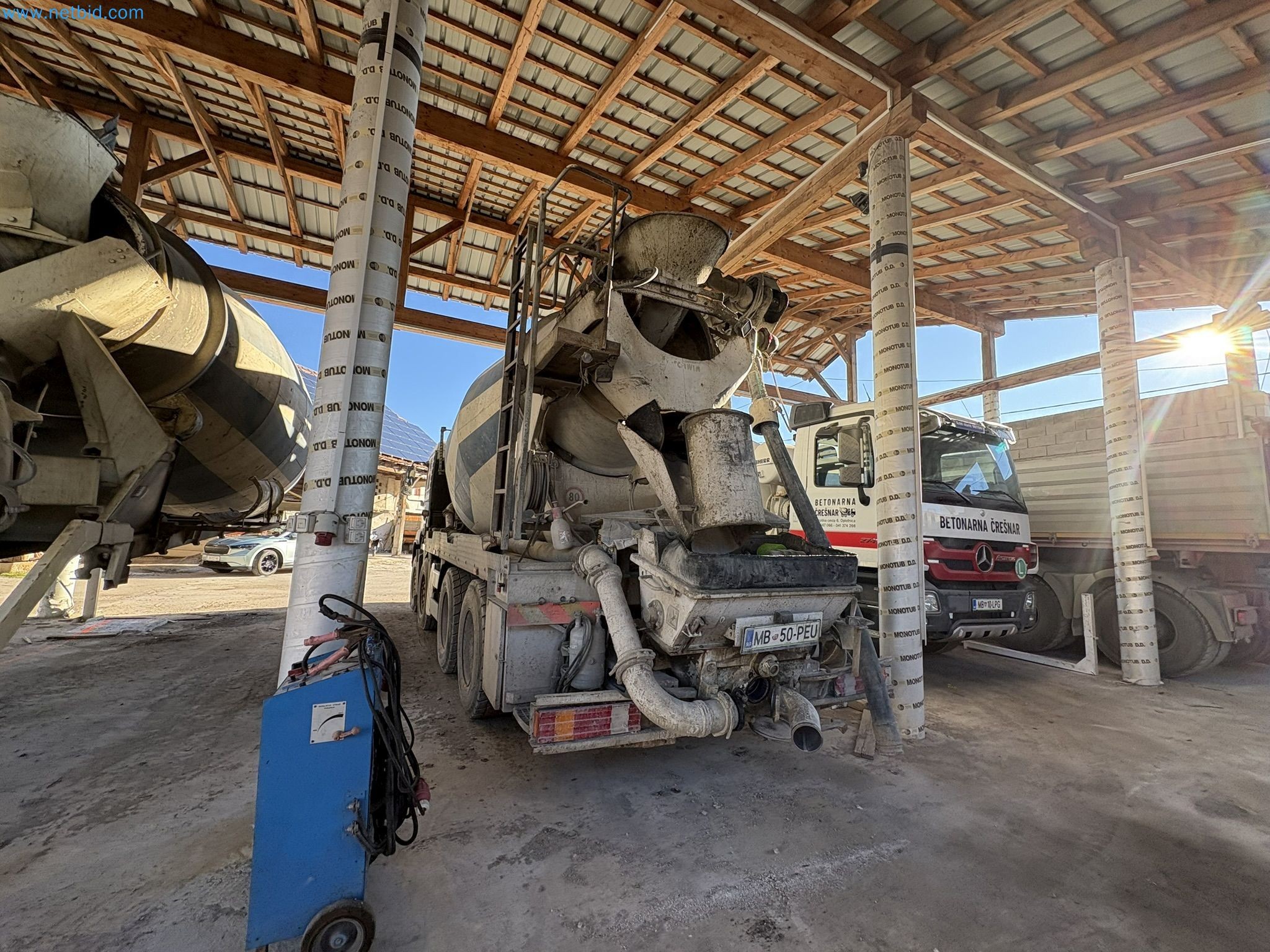 Mešalnik betona s črpalko-5