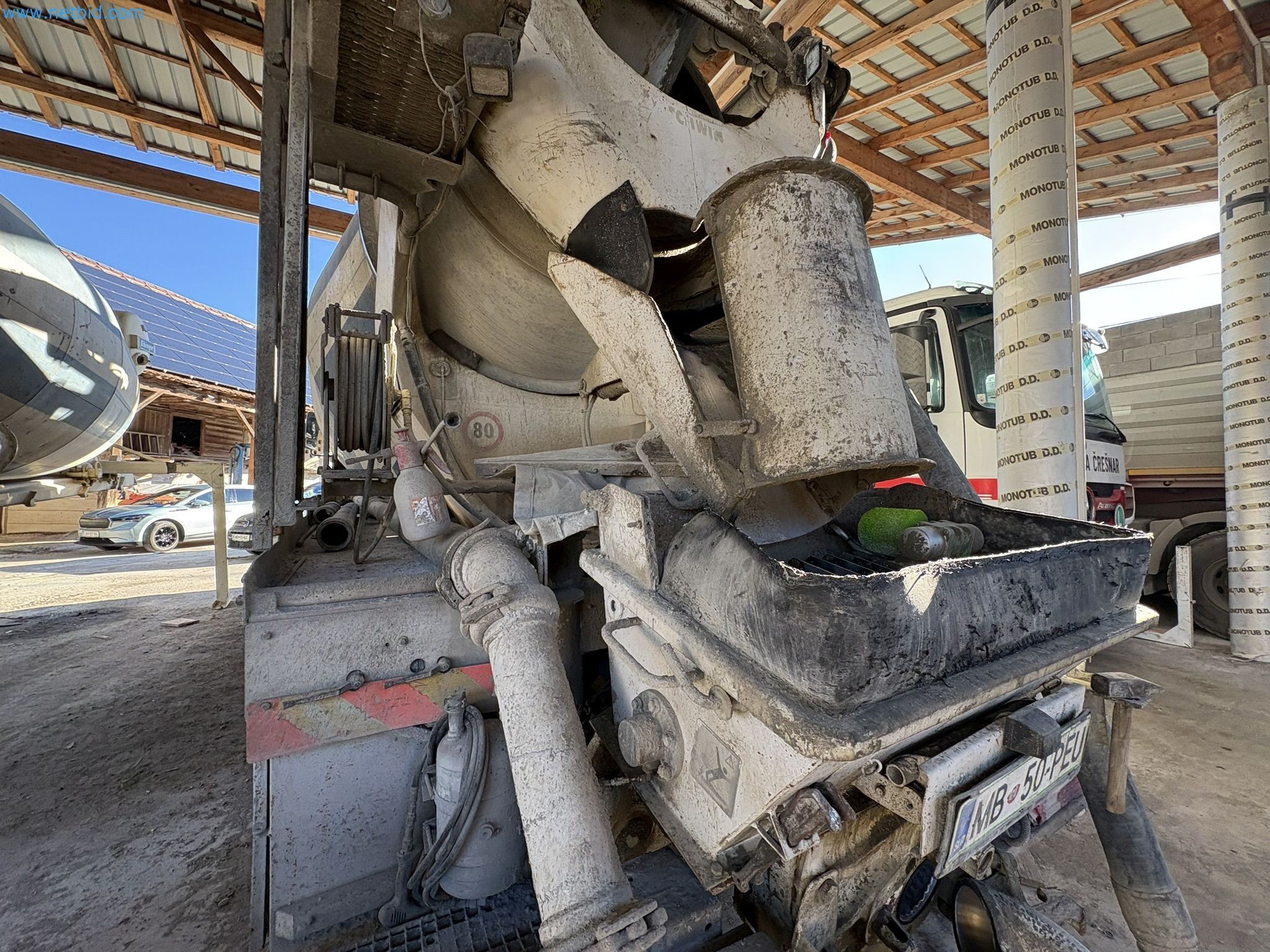 Mešalnik betona s črpalko-60