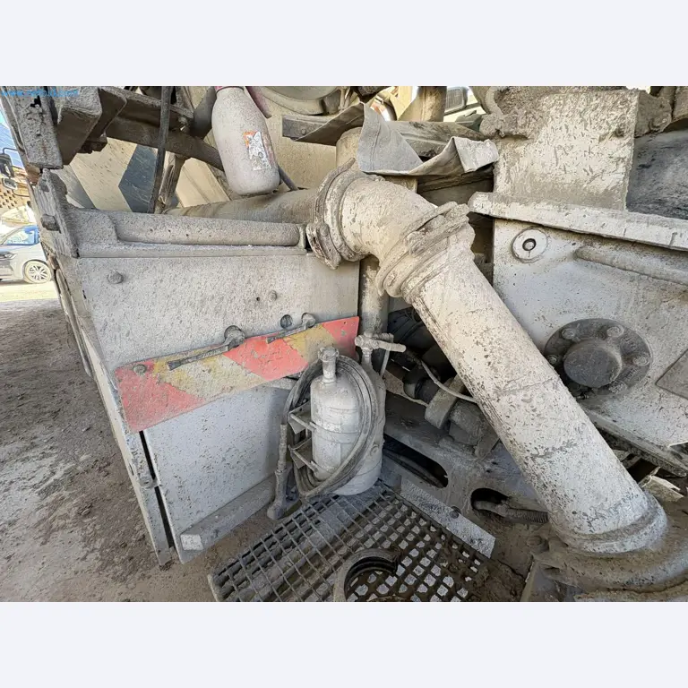 Mešalnik betona s črpalko-61