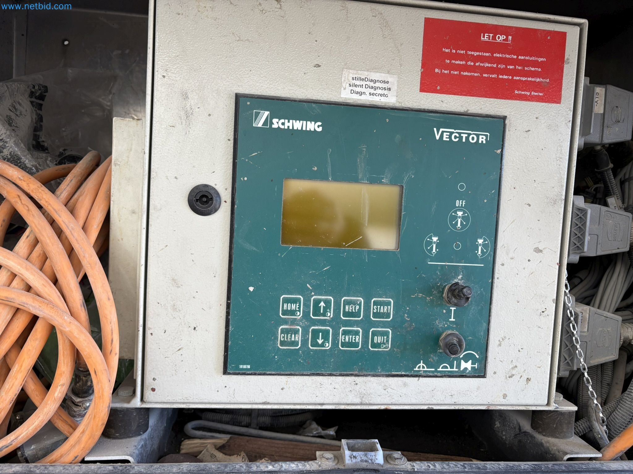 Mešalnik betona s črpalko-66