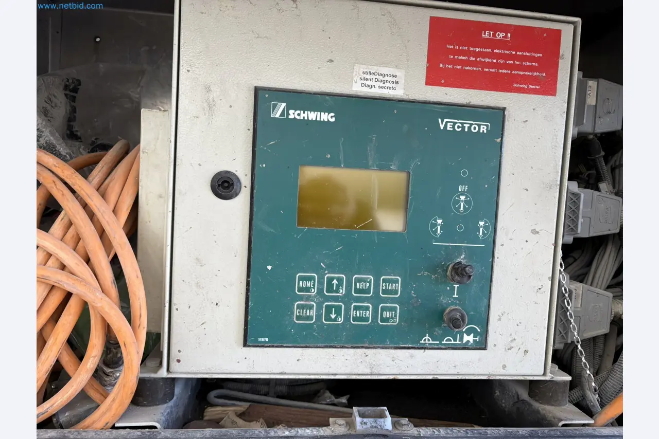 Mešalnik betona s črpalko-66