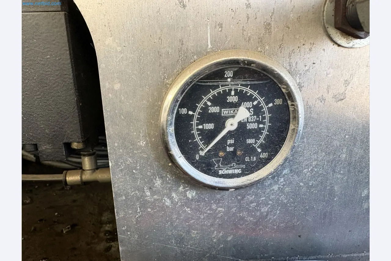 Mešalnik betona s črpalko-68