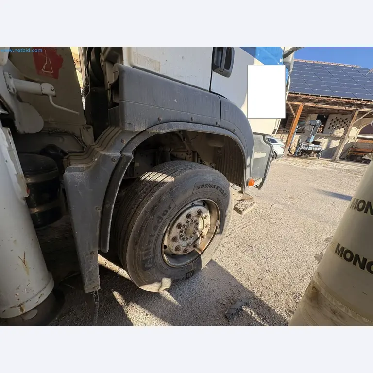 Mešalnik betona s črpalko-76