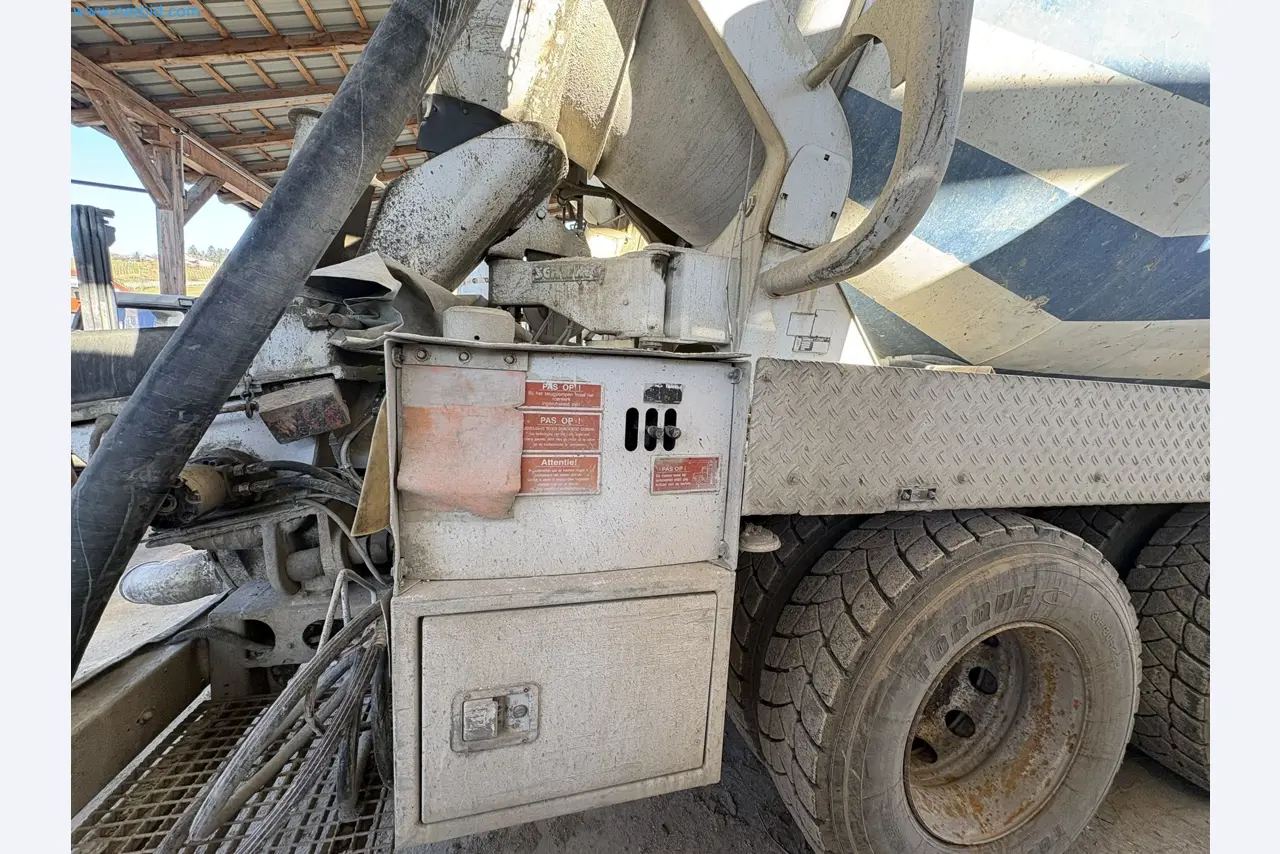 Mešalnik betona s črpalko-8