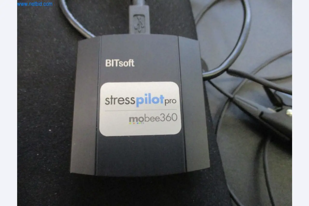 Check-up screening devices from a fitness company-2