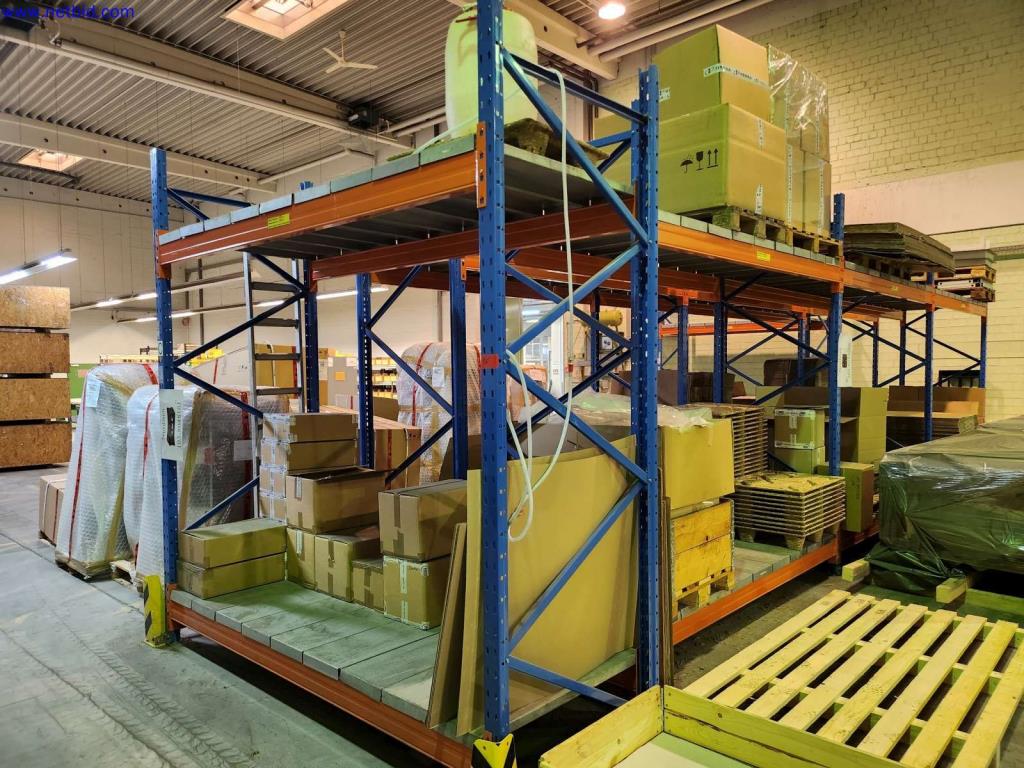 Machines pour la fabrication d'armoires de serveurs et de composants de boîtiers-1