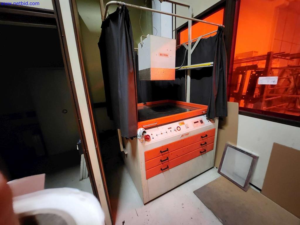 Máquinas para la fabricación de cajas de servidores y componentes de carcasas-1