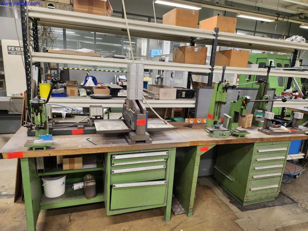 Máquinas para a produção de caixas de servidores e componentes de caixas-1