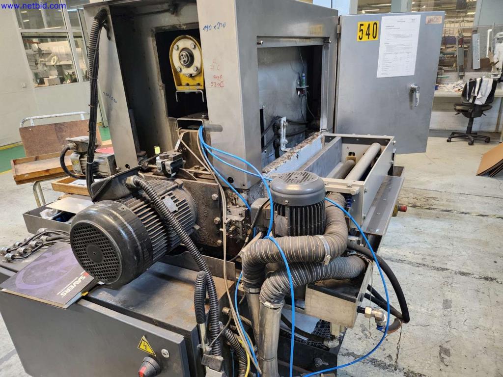 Maszyny do produkcji obudów serwerowych i komponentów obudów-3