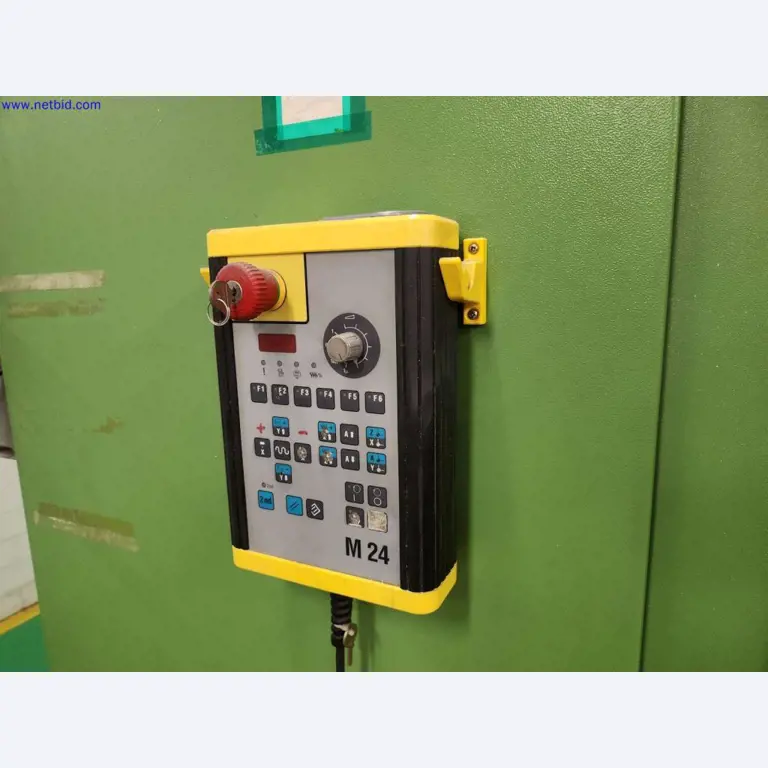 Maschinen zur Herstellung von Serverschränken und Gehäusekomponenten-3