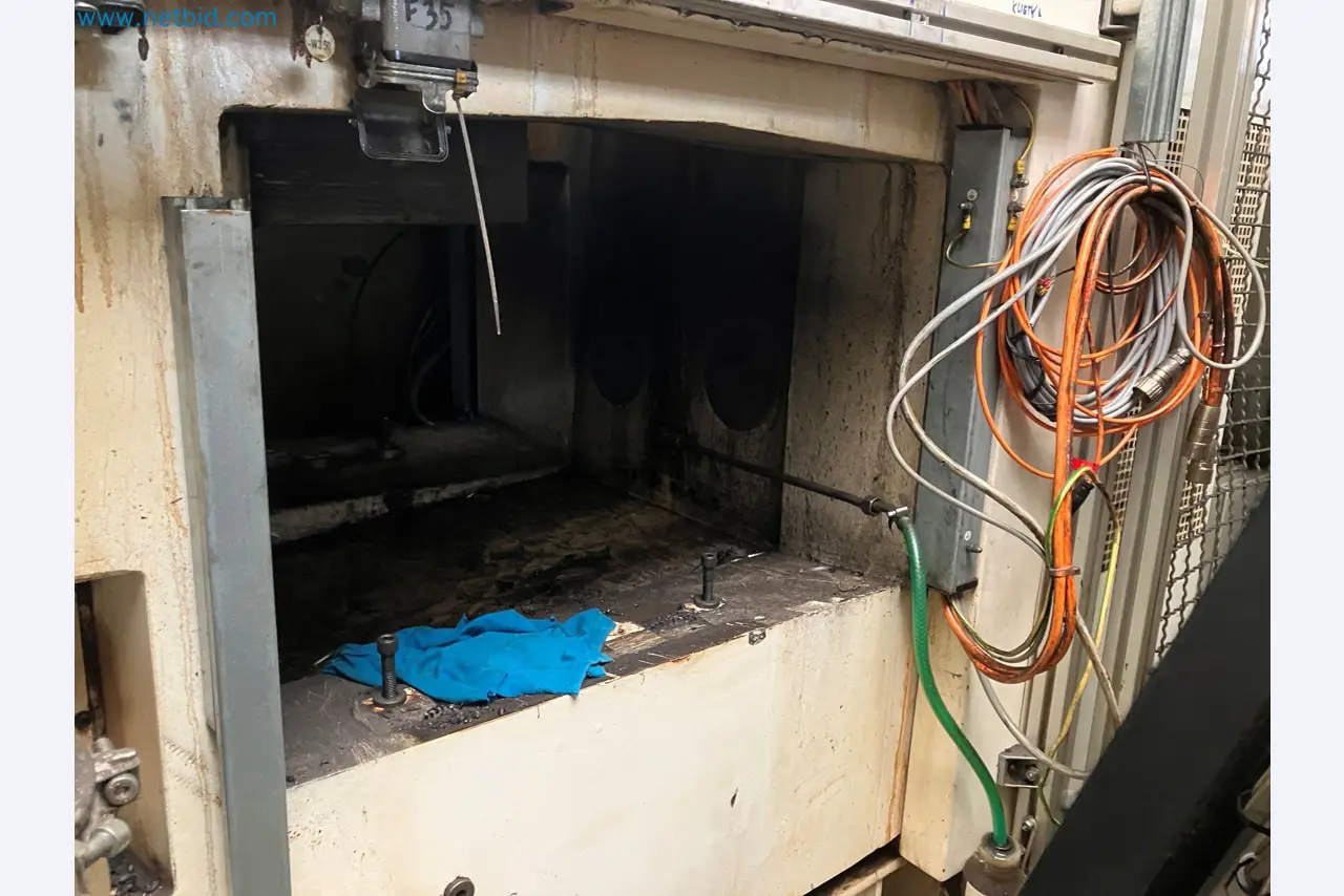 Manufacturing equipment and machine tools from the automotive industry-1
