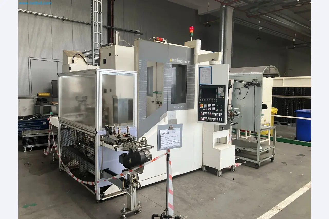 Vertikaldrehmaschinen, Wälzfräs- und Zahnradschleifmaschine-1