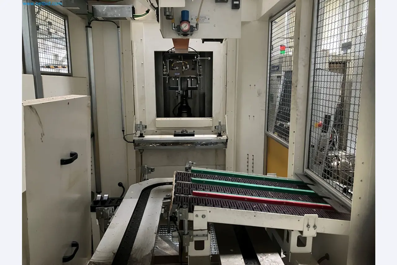 Vertikaldrehmaschinen, Wälzfräs- und Zahnradschleifmaschine-2