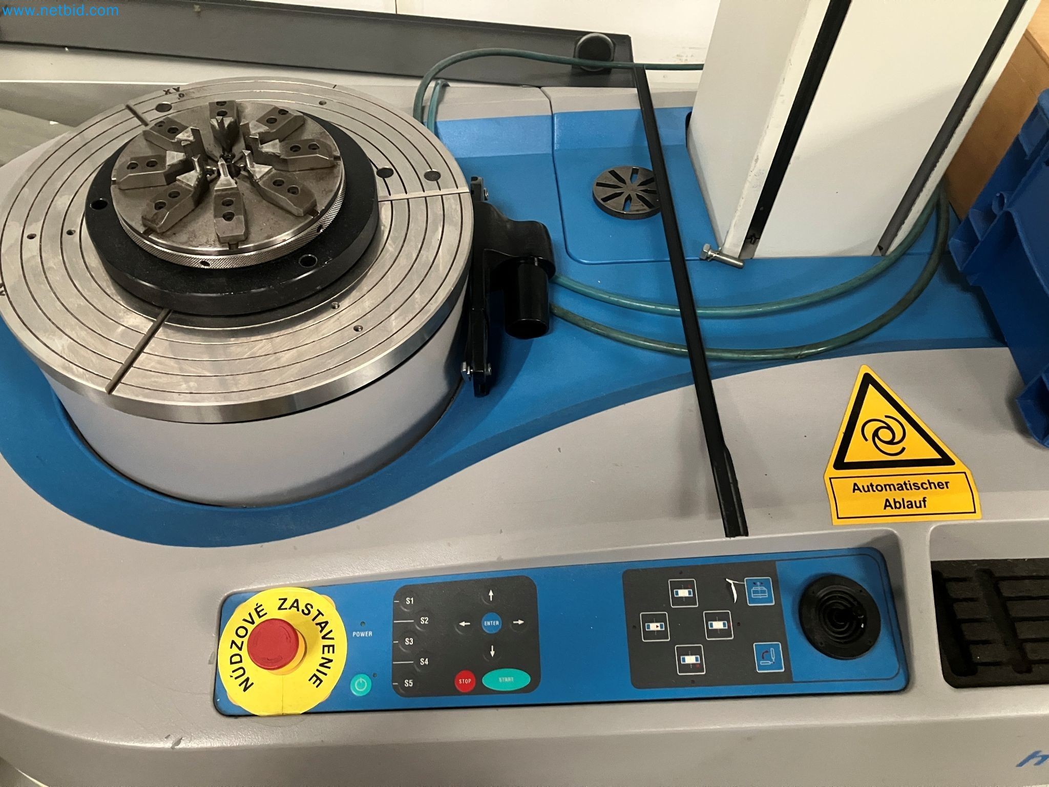 Vertikaldrehmaschinen, Wälzfräs- und Zahnradschleifmaschine-2