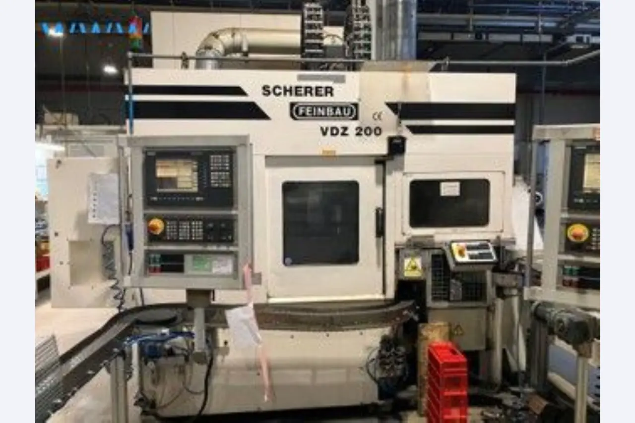 Lathes in the Czech Republic-3