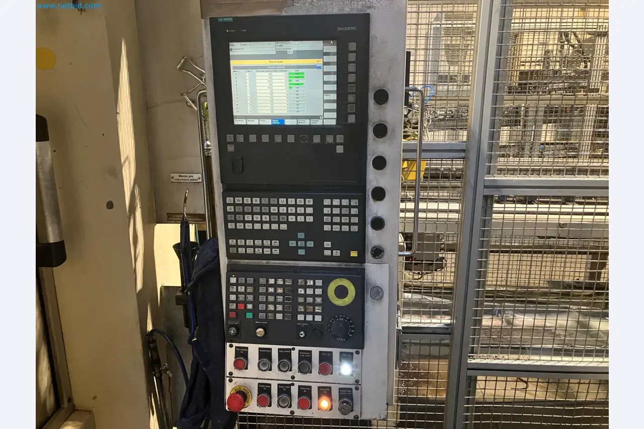 Vertikaldrehmaschinen, Wälzfräs- und Zahnradschleifmaschine-2