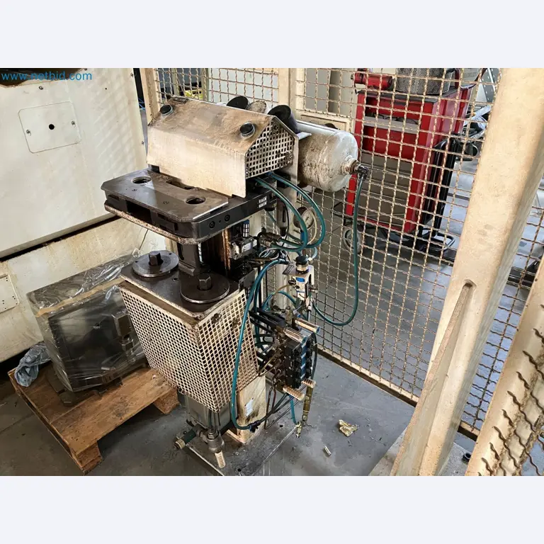Manufacturing equipment and machine tools from the automotive industry-1