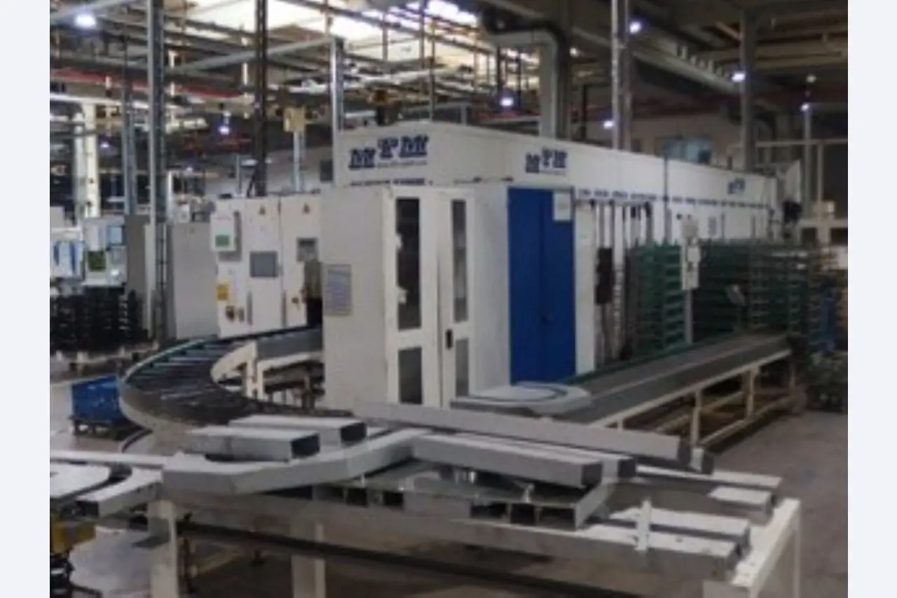 Cleaning system and lathes in the Czech Republic-1