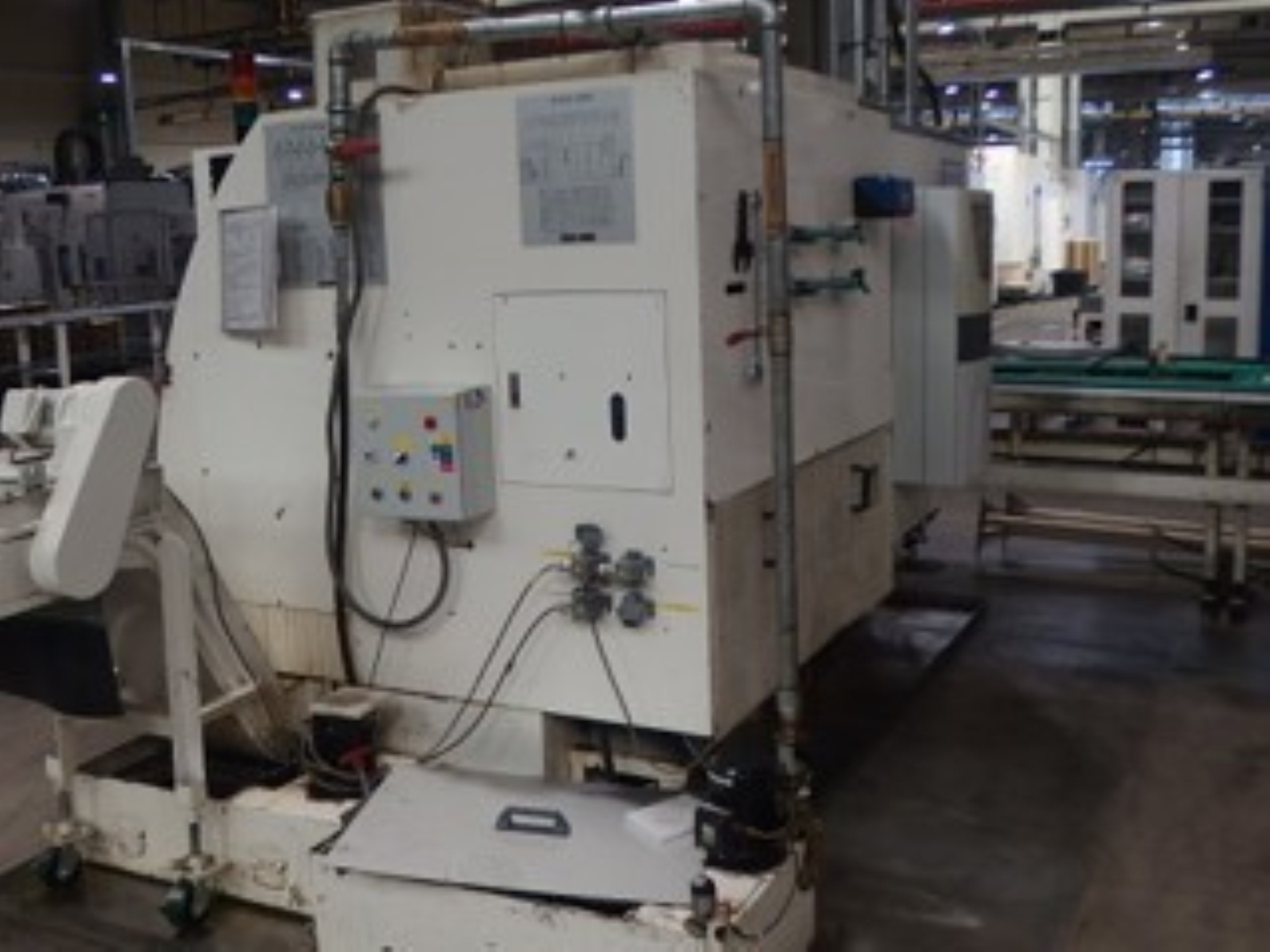 Cleaning system and lathes in the Czech Republic-2