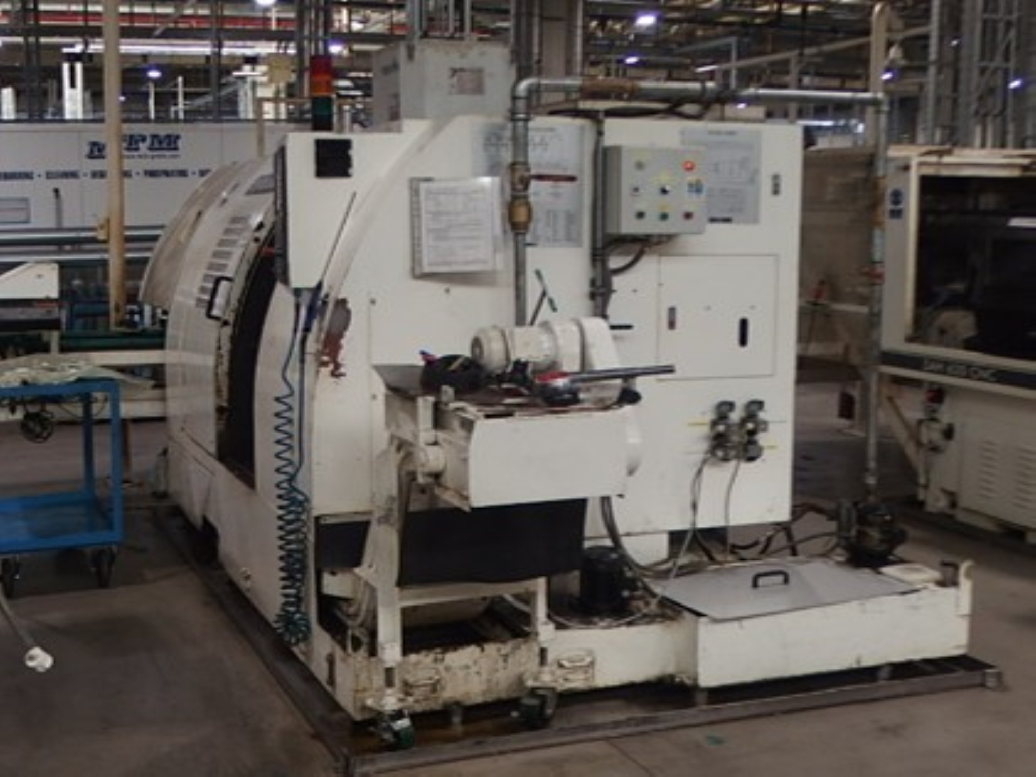 Cleaning system and lathes in the Czech Republic-1