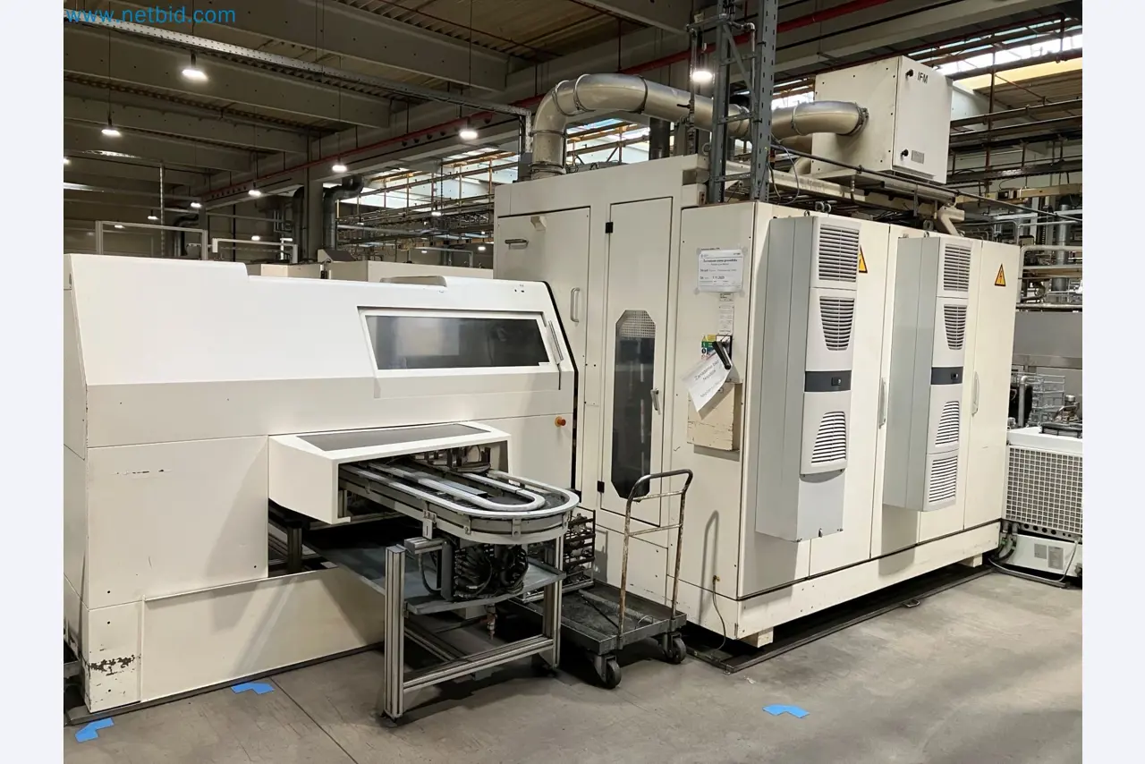 Manufacturing equipment and machine tools from the automotive industry-1