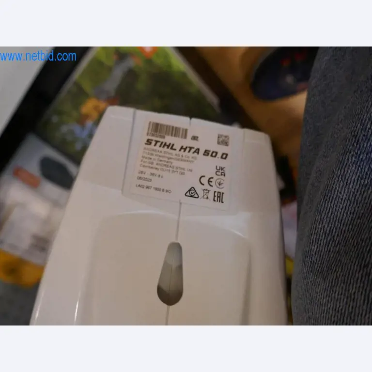 Stihl-Werkzeughandel mit neuen Maschinen, Gartenbau, Forsttechnik-2