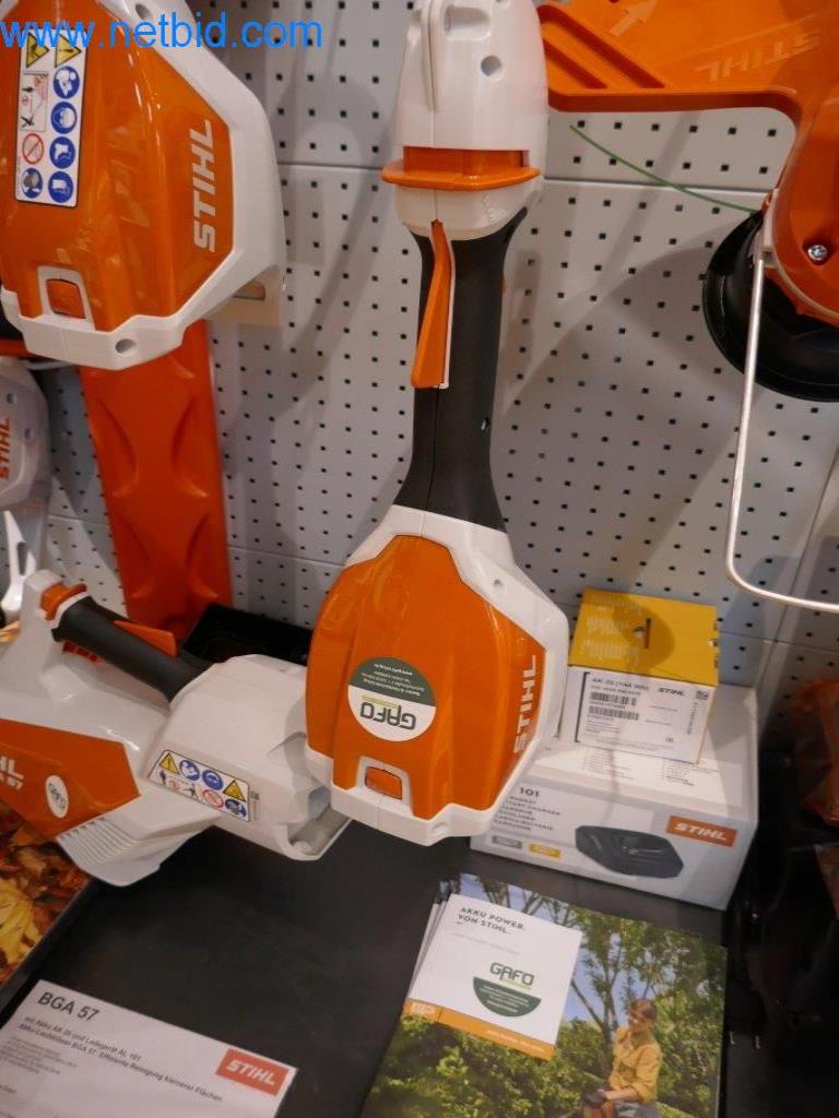 Stihl-Werkzeughandel mit neuen Maschinen, Gartenbau, Forsttechnik-3