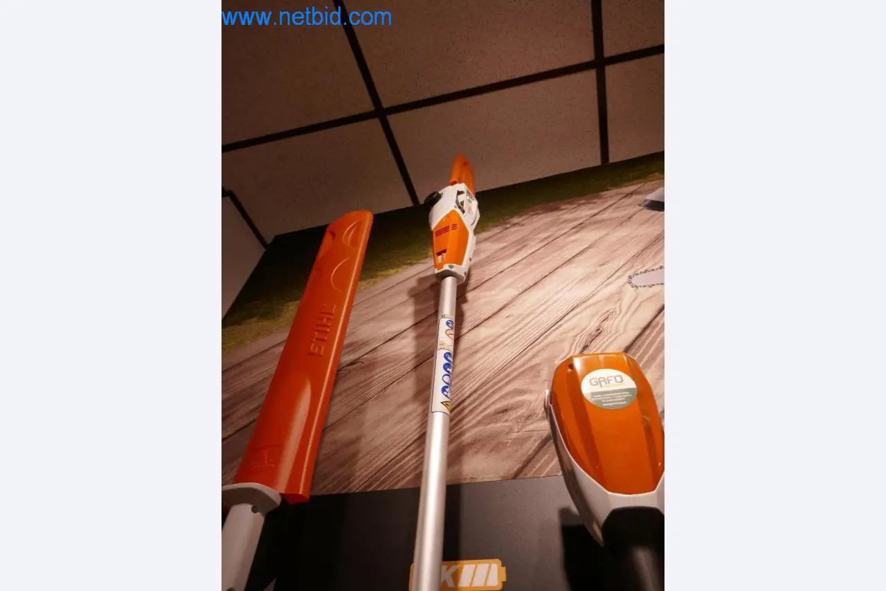 Stihl-Werkzeughandel mit neuen Maschinen, Gartenbau, Forsttechnik-5