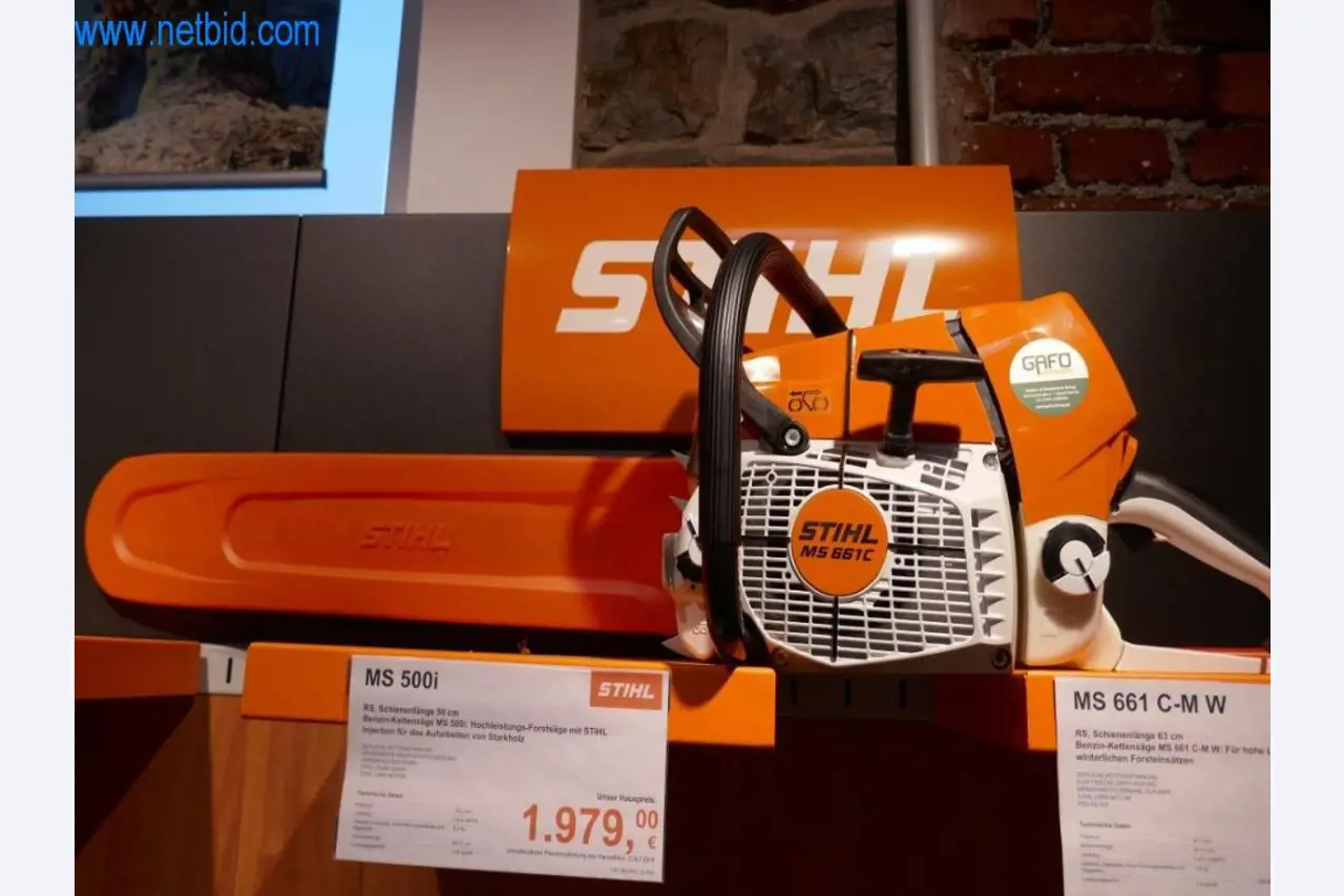 Commerce d'outils Stihl avec des machines neuves, horticulture, technique forestière-1