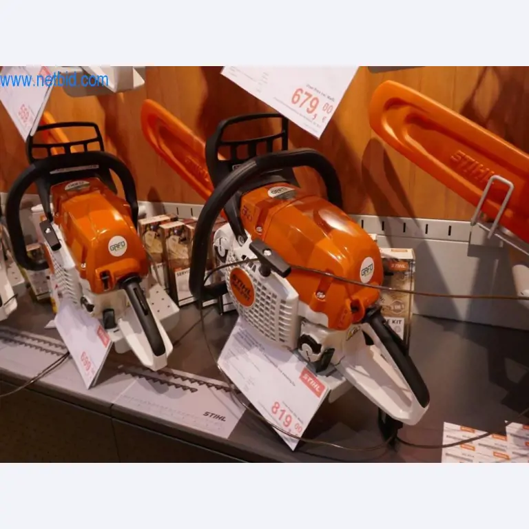 Stihl-Werkzeughandel mit neuen Maschinen, Gartenbau, Forsttechnik-1