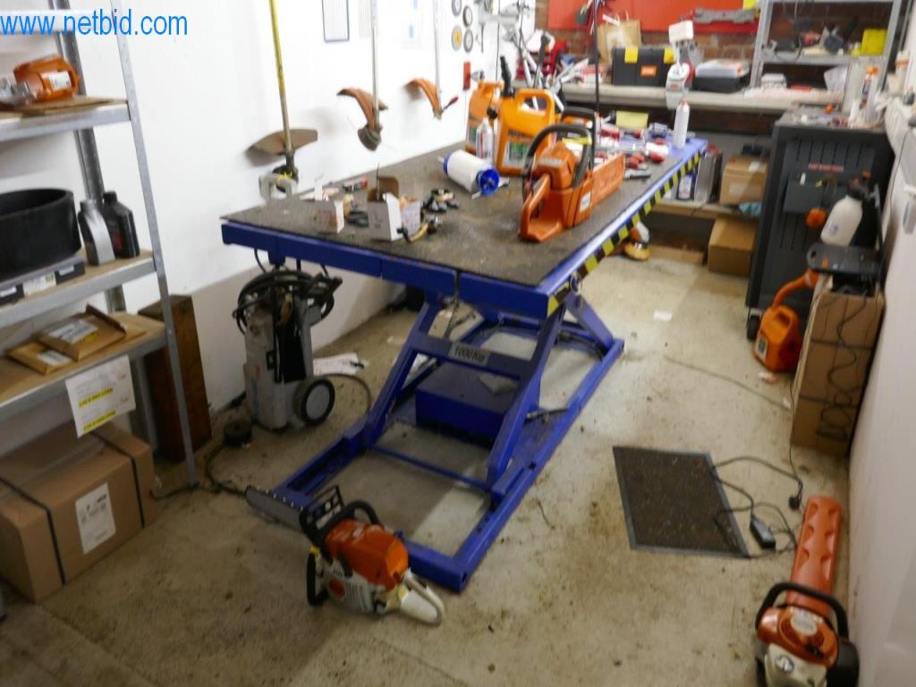 Commerce d'outils Stihl avec des machines neuves, horticulture, technique forestière-1