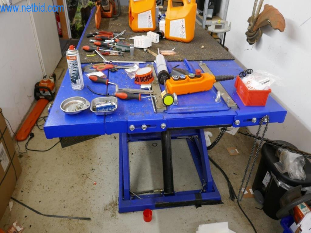 Commerce d'outils Stihl avec des machines neuves, horticulture, technique forestière-2