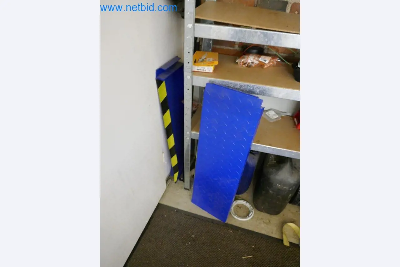 Obchod s náradím Stihl s novými stroji, zahradní a lesnická technika-4