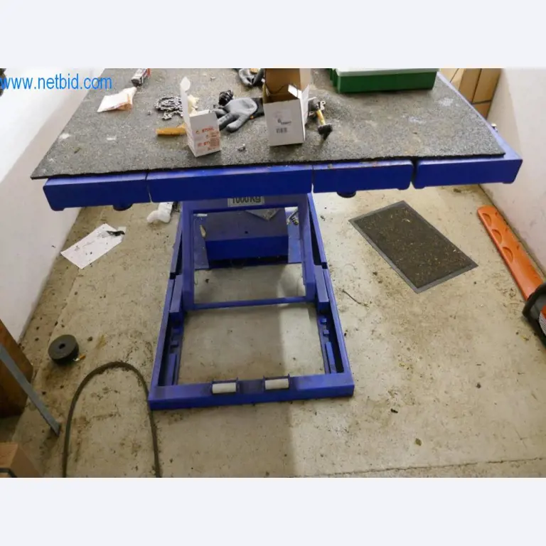 Obchod s náradím Stihl s novými stroji, zahradní a lesnická technika-5