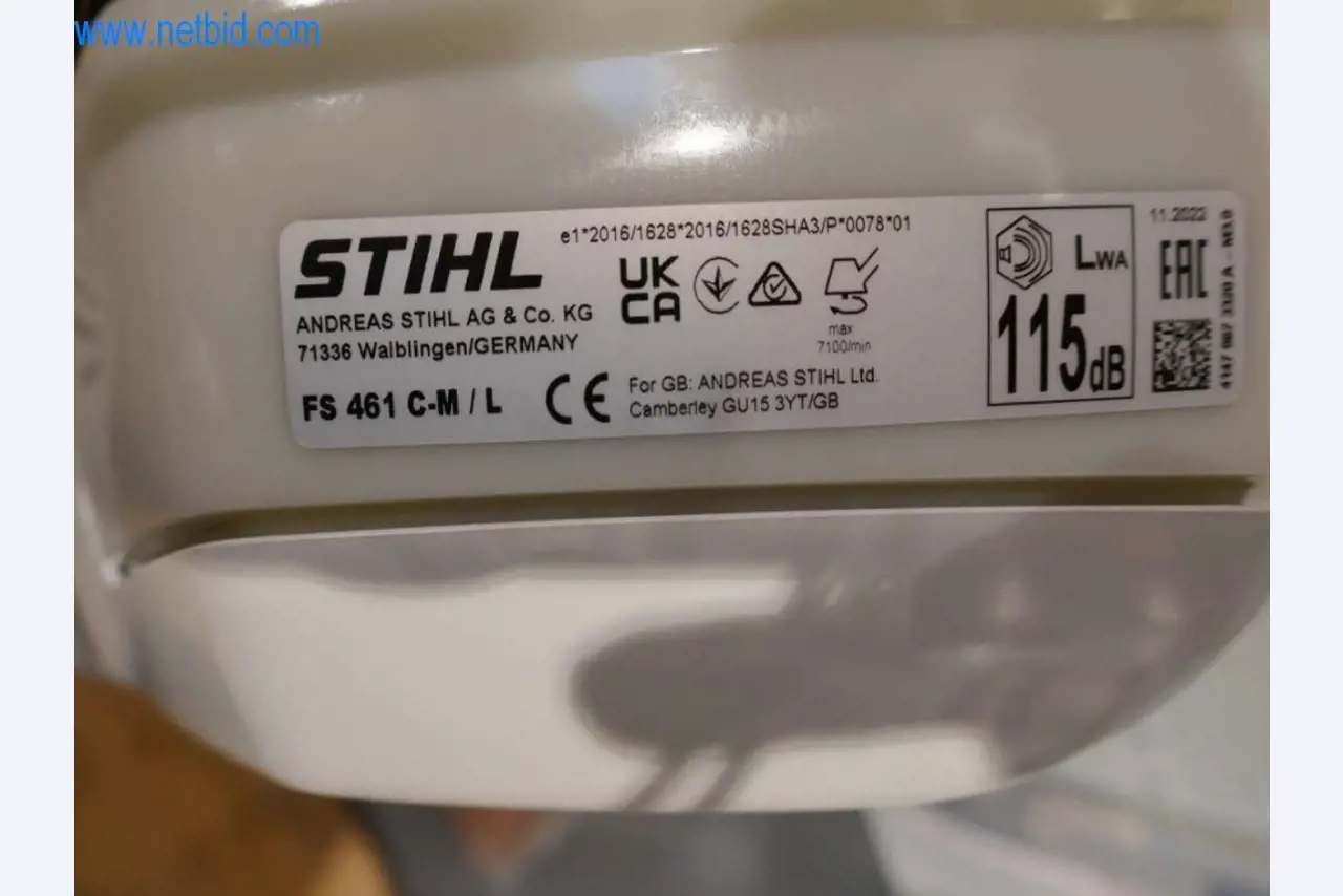 Commerce d'outils Stihl avec des machines neuves, horticulture, technique forestière-2