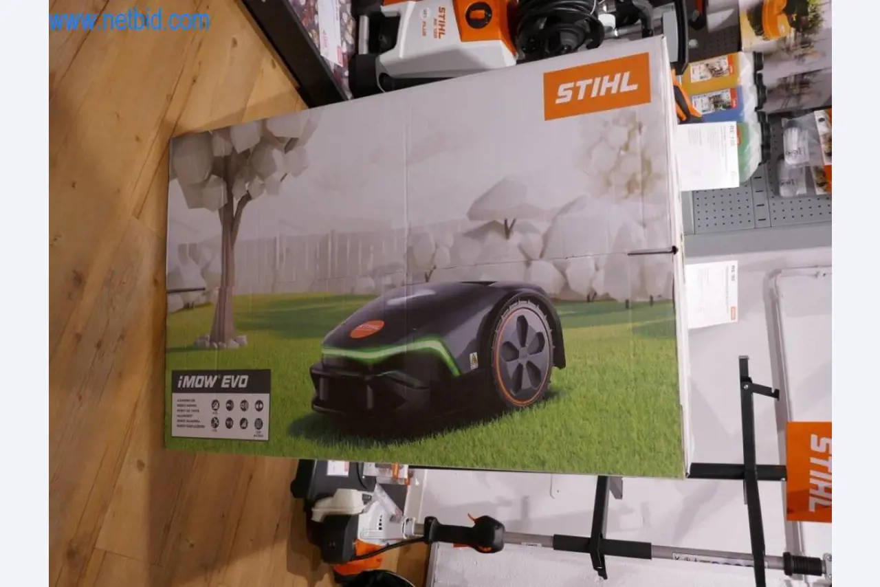 Stihl tool trade with new machines, horticulture, forestry technology-2