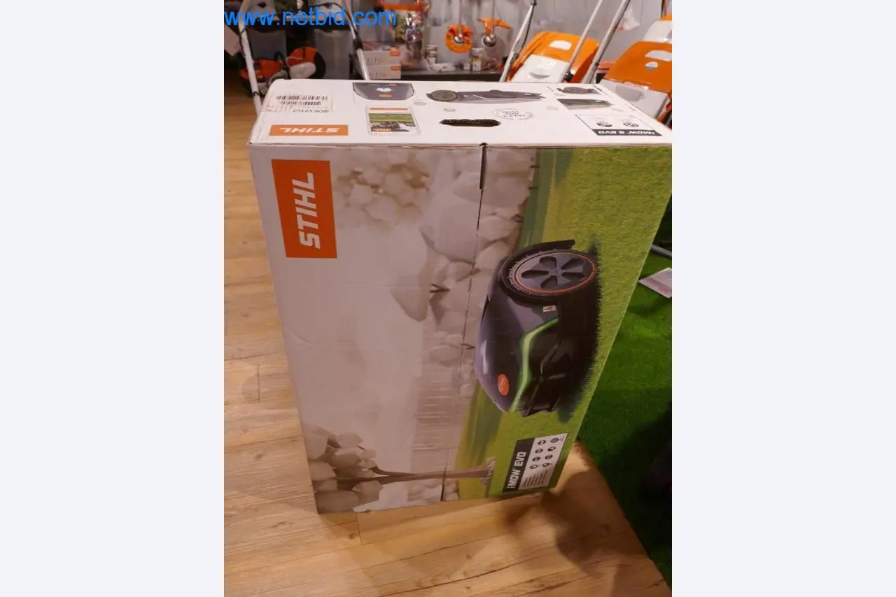 Stihl tool trade with new machines, horticulture, forestry technology-1